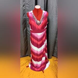 08 Fashion Petite Sleeveless Maxi Dress With Beaded V-Neckline Size Petite XL